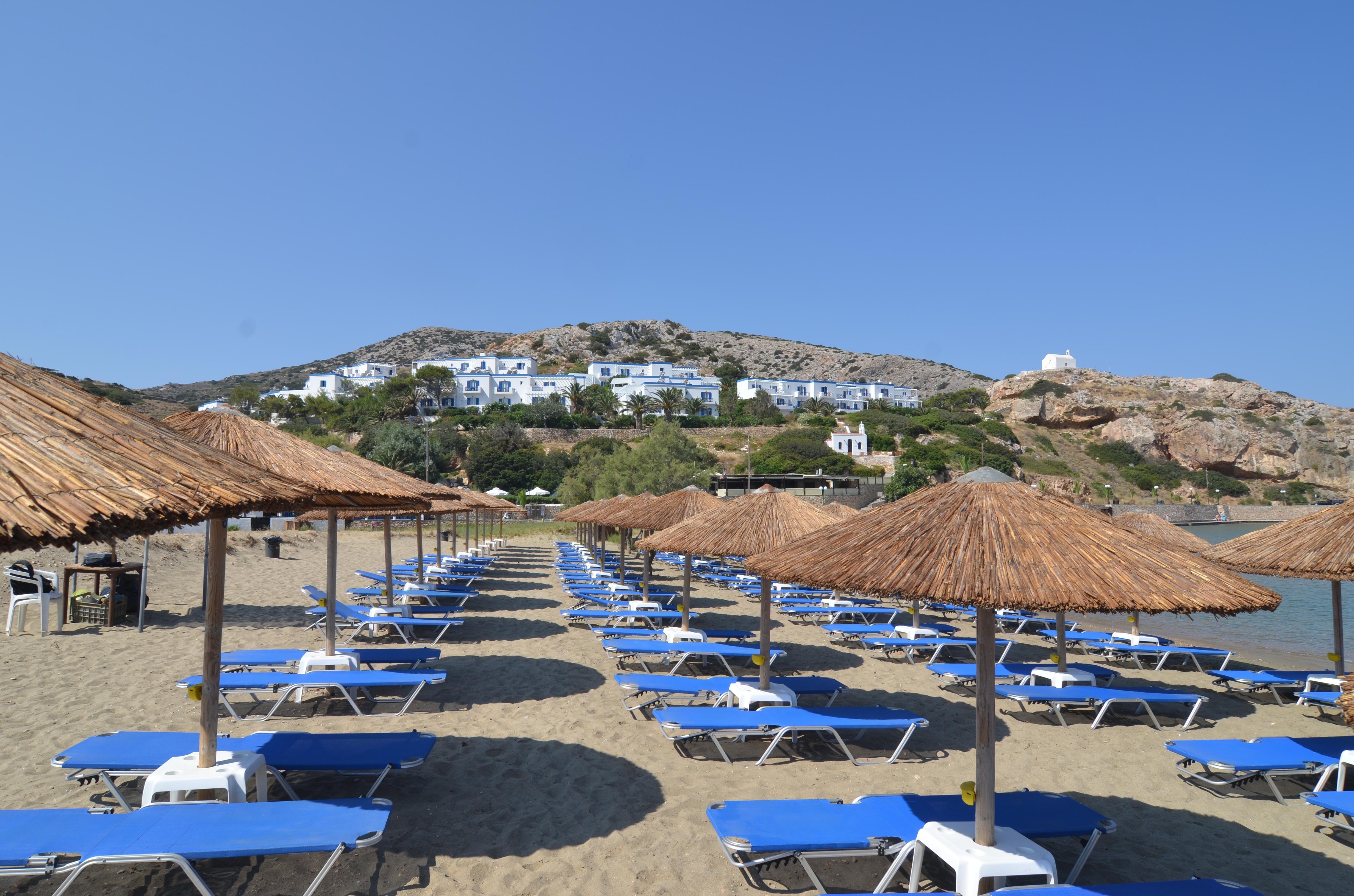 Dolphin Bay Seaside Resort & Suites Galissas Exterior photo