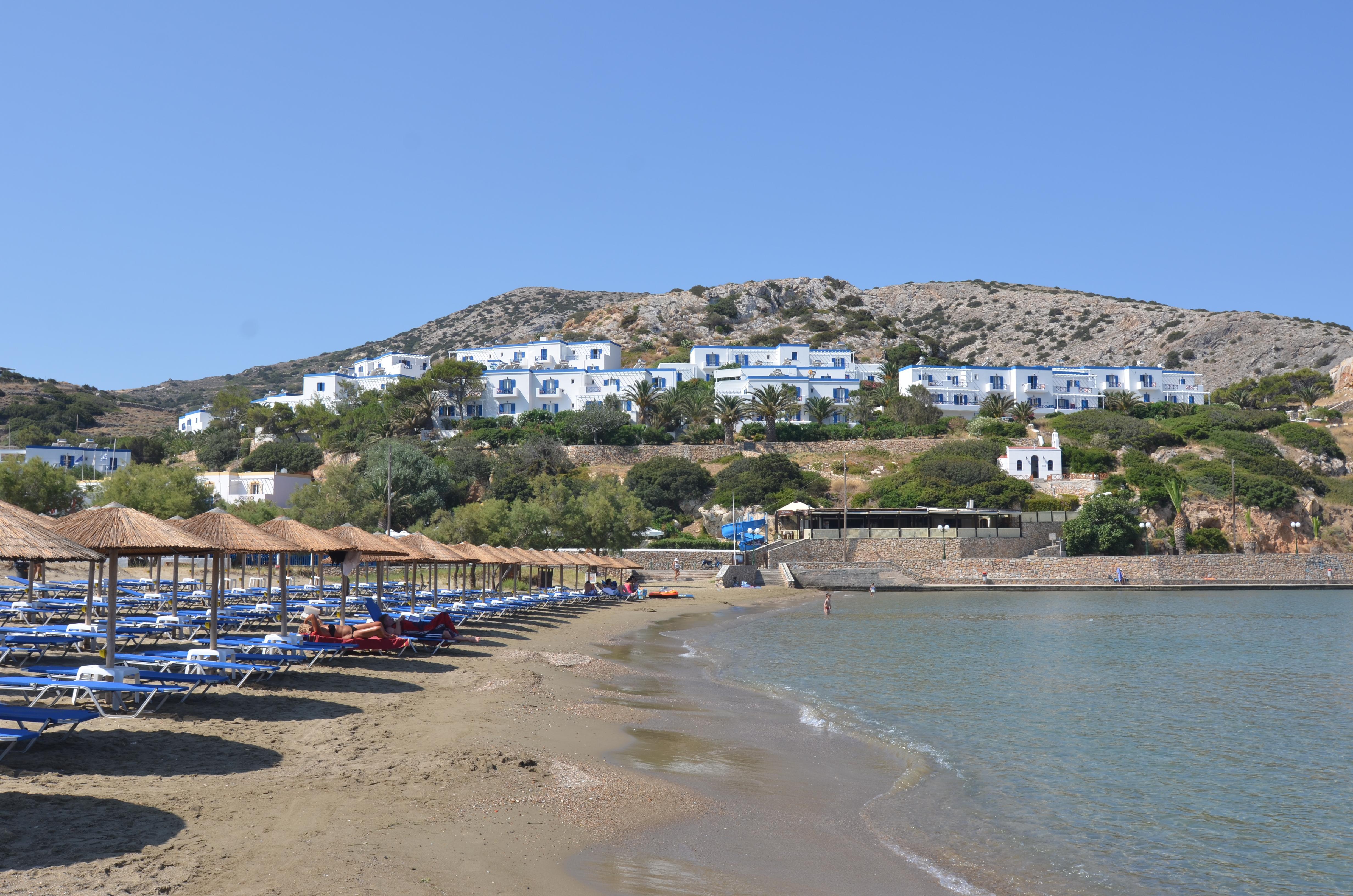 Dolphin Bay Seaside Resort & Suites Galissas Exterior photo