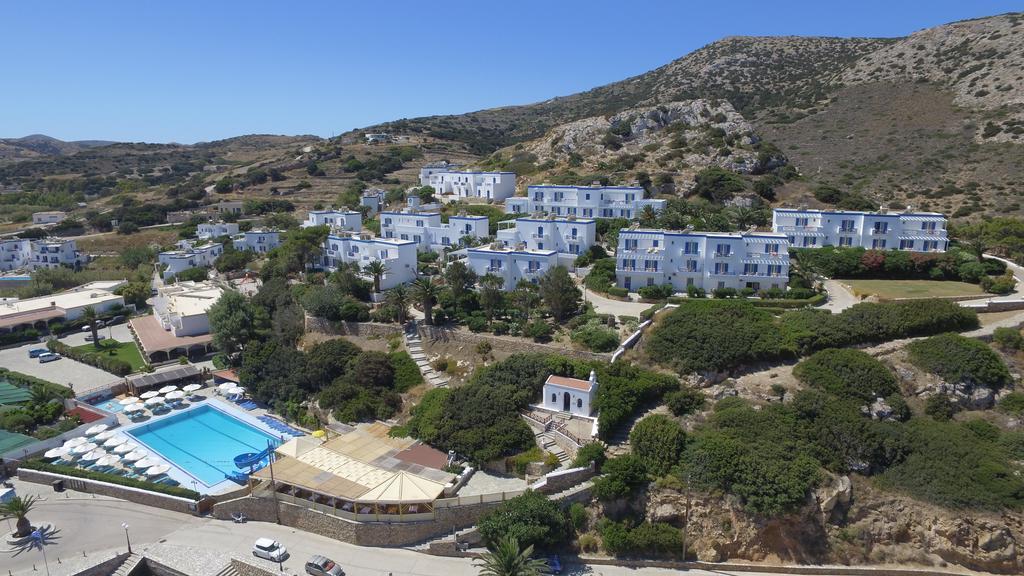 Dolphin Bay Seaside Resort & Suites Galissas Exterior photo
