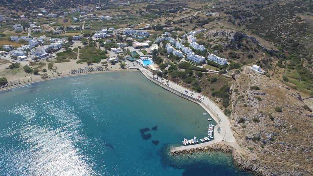 Dolphin Bay Seaside Resort & Suites Galissas Exterior photo