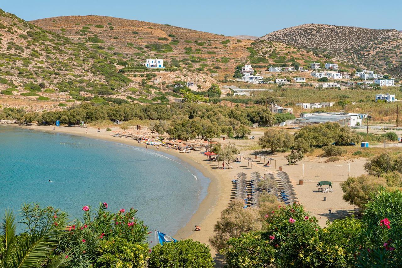 Dolphin Bay Seaside Resort & Suites Galissas Exterior photo